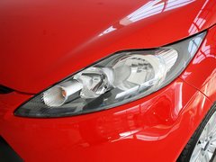 2011款 两厢 1.5L 自动 时尚型