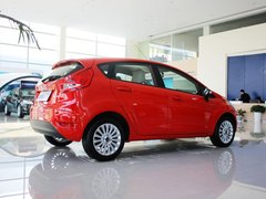 2011款 两厢 1.5L 自动 时尚型