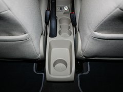 2011款 两厢 1.5L 自动 时尚型