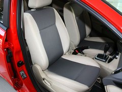 2011款 两厢 1.5L 自动 时尚型