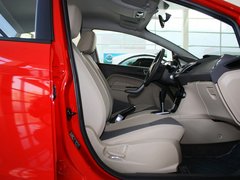 2011款 两厢 1.5L 自动 时尚型