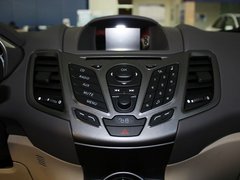 2011款 两厢 1.5L 自动 时尚型