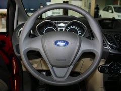 2011款 两厢 1.5L 自动 时尚型