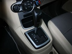 2011款 兩廂 1.5L 自動 時尚型