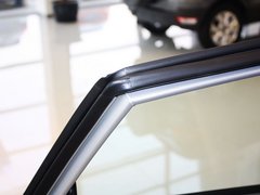 2011款 两厢 1.5L 自动 时尚型