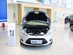2011款 两厢 1.5L 自动 时尚型