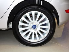 2011款 两厢 1.5L 自动 时尚型