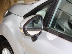 2011款 两厢 1.5L 自动 时尚型