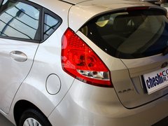 2011款 两厢 1.5L 自动 时尚型
