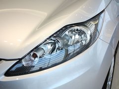 2011款 两厢 1.5L 自动 时尚型