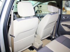 2011款 两厢 1.5L 自动 时尚型