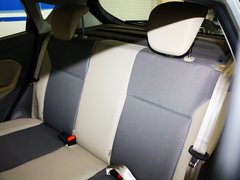 2011款 两厢 1.5L 自动 时尚型