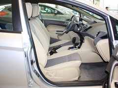 2011款 两厢 1.5L 自动 时尚型