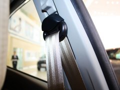 2011款 两厢 1.5L 自动 时尚型