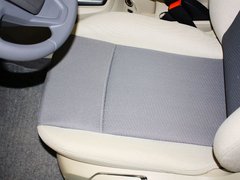 2011款 两厢 1.5L 自动 时尚型
