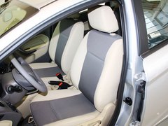 2011款 两厢 1.5L 自动 时尚型