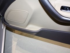 2011款 两厢 1.5L 自动 时尚型