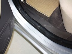 2011款 两厢 1.5L 自动 时尚型