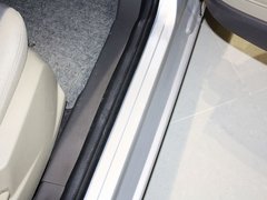 嘉年华 2011款 两厢 1.5L 自动 时尚型