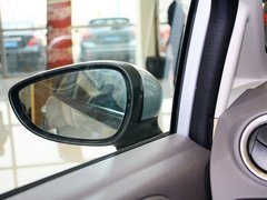 2011款 两厢 1.5L 自动 时尚型