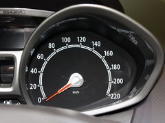 2011款 两厢 1.5L 自动 时尚型