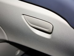 2011款 两厢 1.5L 自动 时尚型