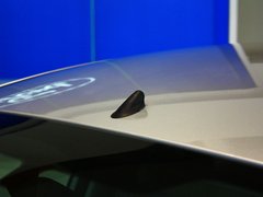 2011款 两厢 1.5L 自动 时尚型