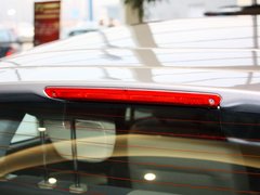 2011款 两厢 1.5L 自动 时尚型