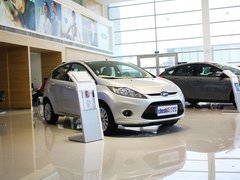 2011款 两厢 1.5L 自动 时尚型