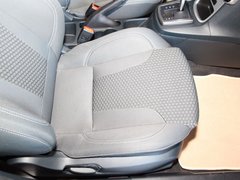 2011款 两厢 1.5L 自动 运动型