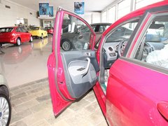 2011款 两厢 1.5L 自动 运动型