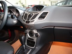 2011款 两厢 1.5L 自动 运动型