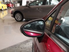 2011款 两厢 1.5L 自动 运动型