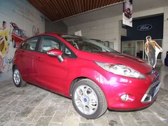 2011款 两厢 1.5L 自动 运动型
