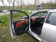 2011款 两厢 1.6SX 自动 
