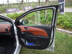 2011款 两厢 1.6SX 自动 