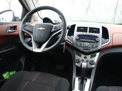 2011款 两厢 1.6SX 自动 
