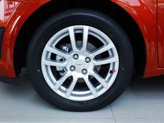 2011款 两厢 1.6SX 自动 