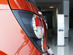 2011款 兩廂 1.6SX 自動(dòng) 