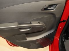 2011款 两厢 1.6SX 自动 