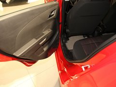 2011款 两厢 1.6SX 自动 