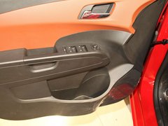 2011款 两厢 1.6SX 自动 