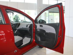 2011款 三厢 1.4SL 手动 