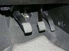 2011款 三厢 1.4SL 手动 