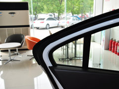 2011款 三厢 1.4SL 手动 