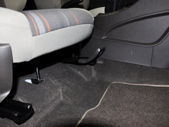 2011款 三厢 1.4SL 手动 