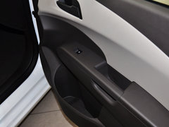 2011款 三厢 1.4SL 手动 