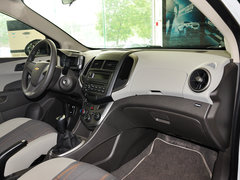 2011款 三厢 1.4SL 手动 