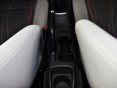 2011款 三厢 1.4SL 手动 