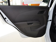 2011款 三厢 1.4SL 手动 